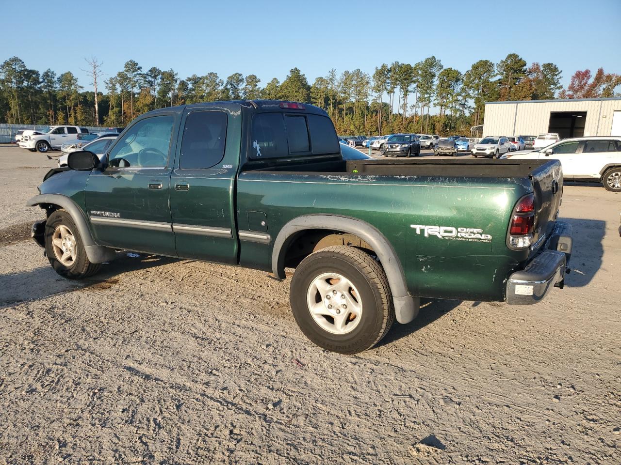2000 Toyota Tundra - Image 2