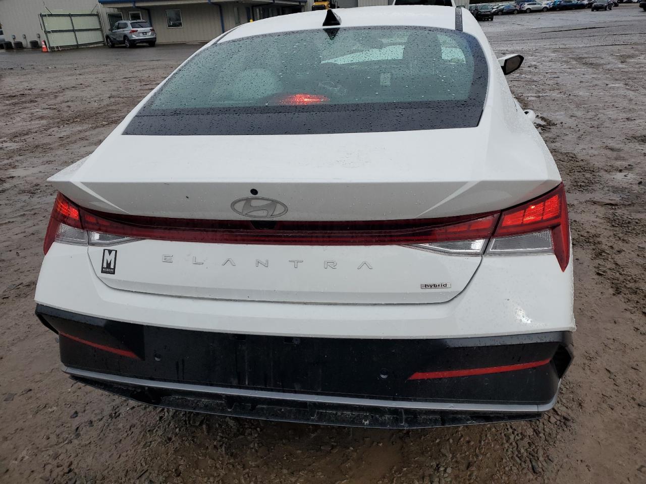 2024 Hyundai Elantra - Image 6