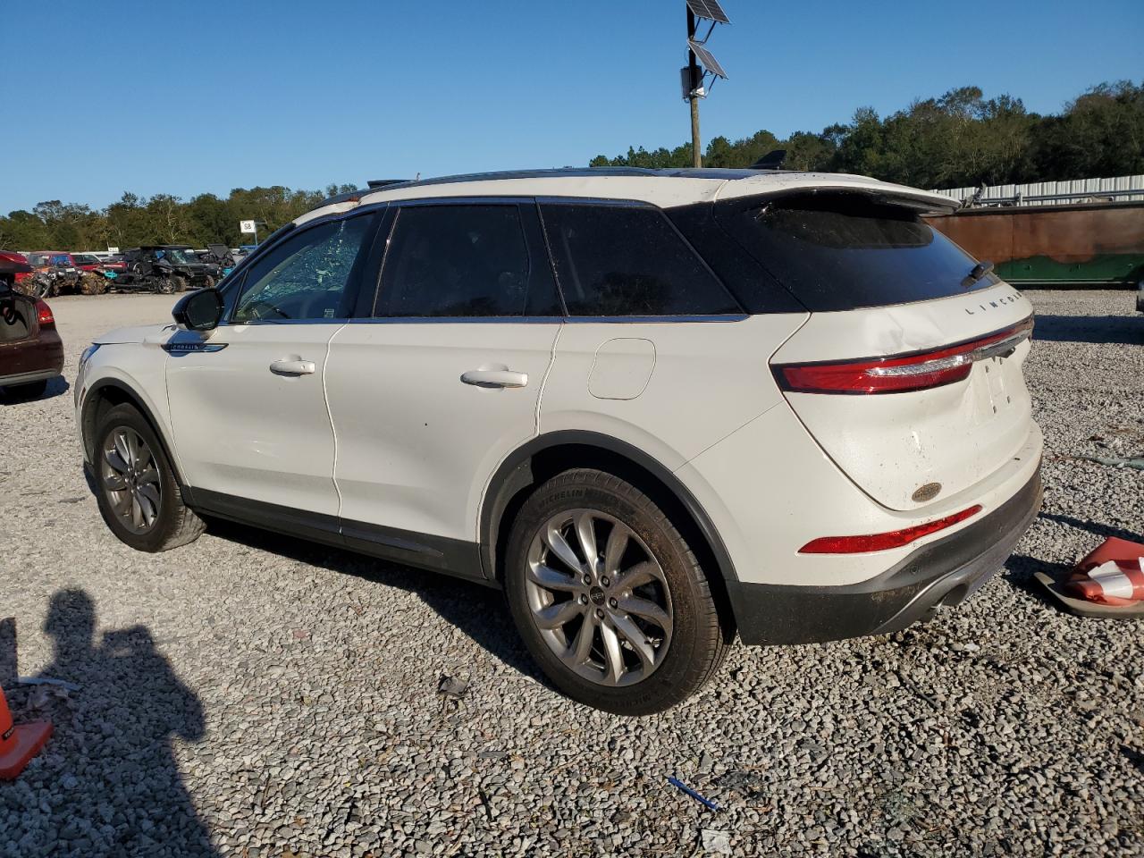 2022 Lincoln Corsair - Image 2