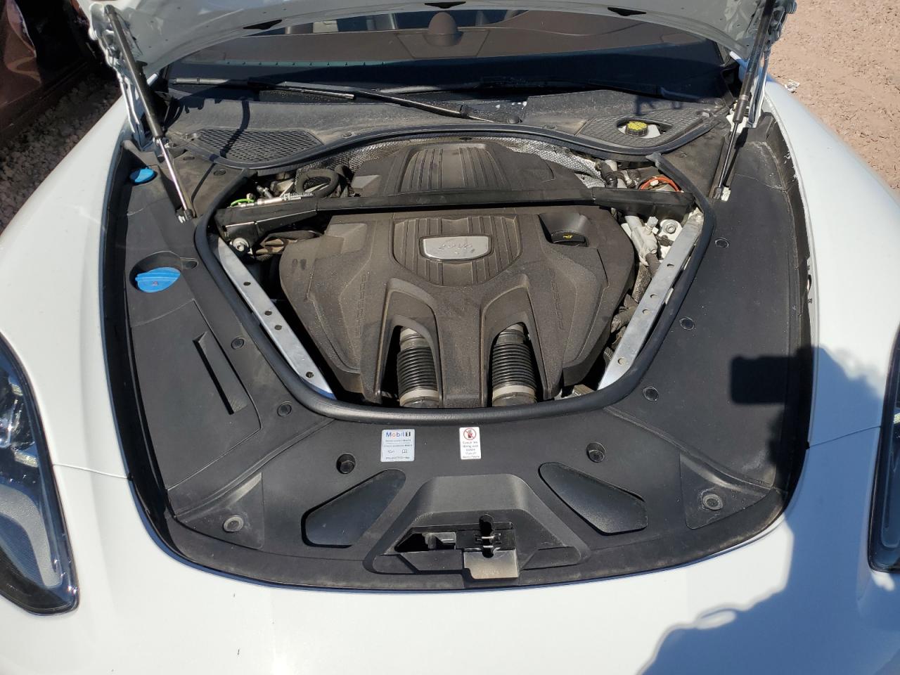 2018 Porsche Panamera - Image 11