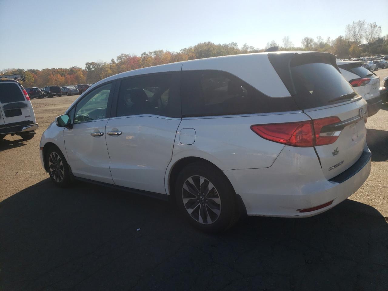 2022 Honda Odyssey - Image 2