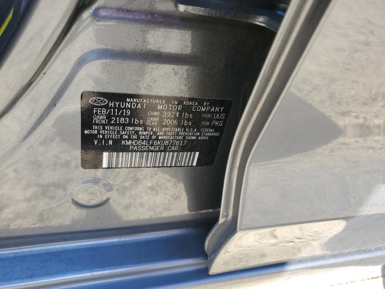 2019 Hyundai Elantra - Image 12