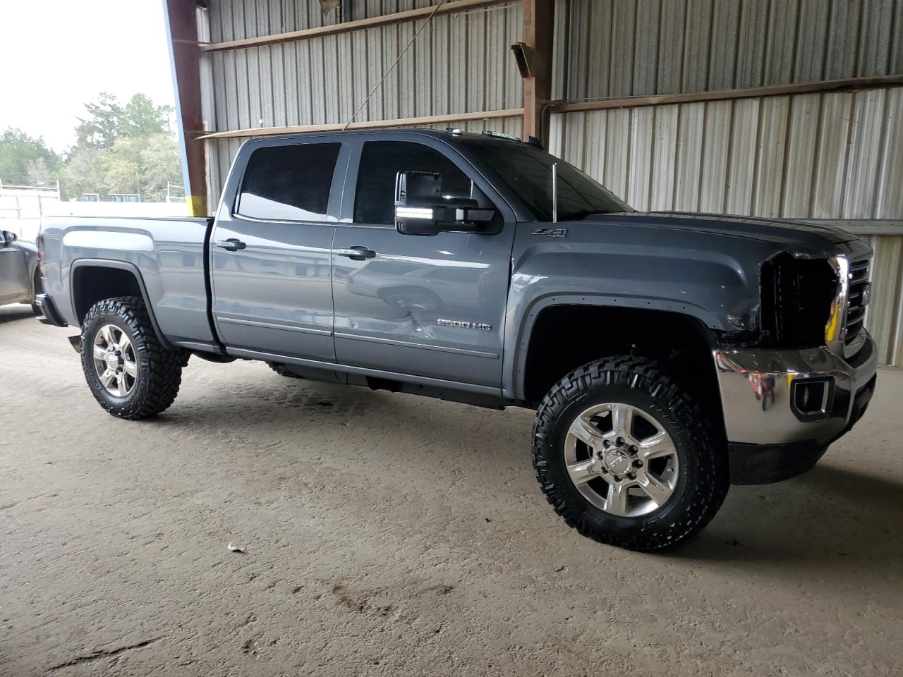 2016 GMC Sierra - Image 4