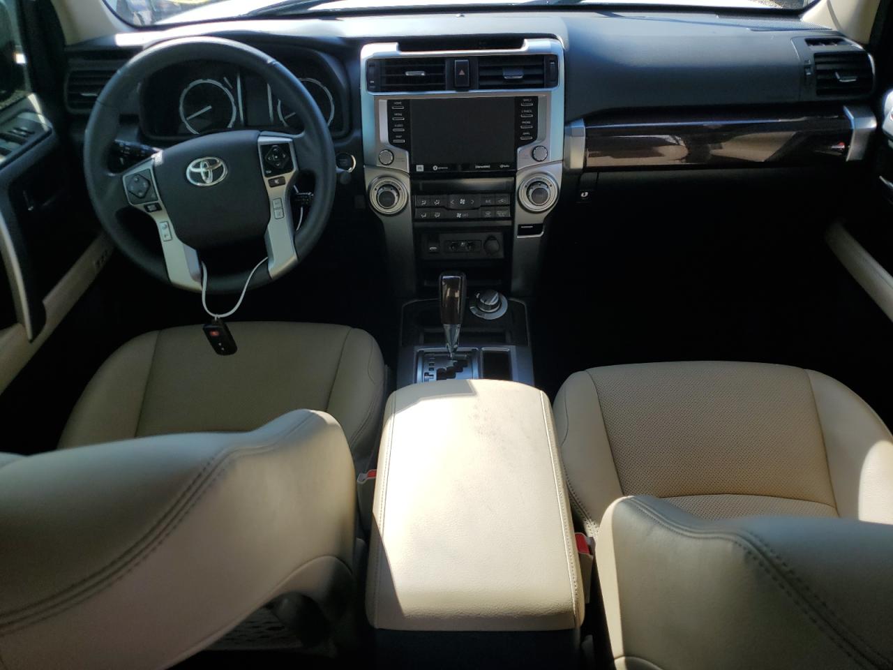 2020 Toyota 4Runner - Image 8