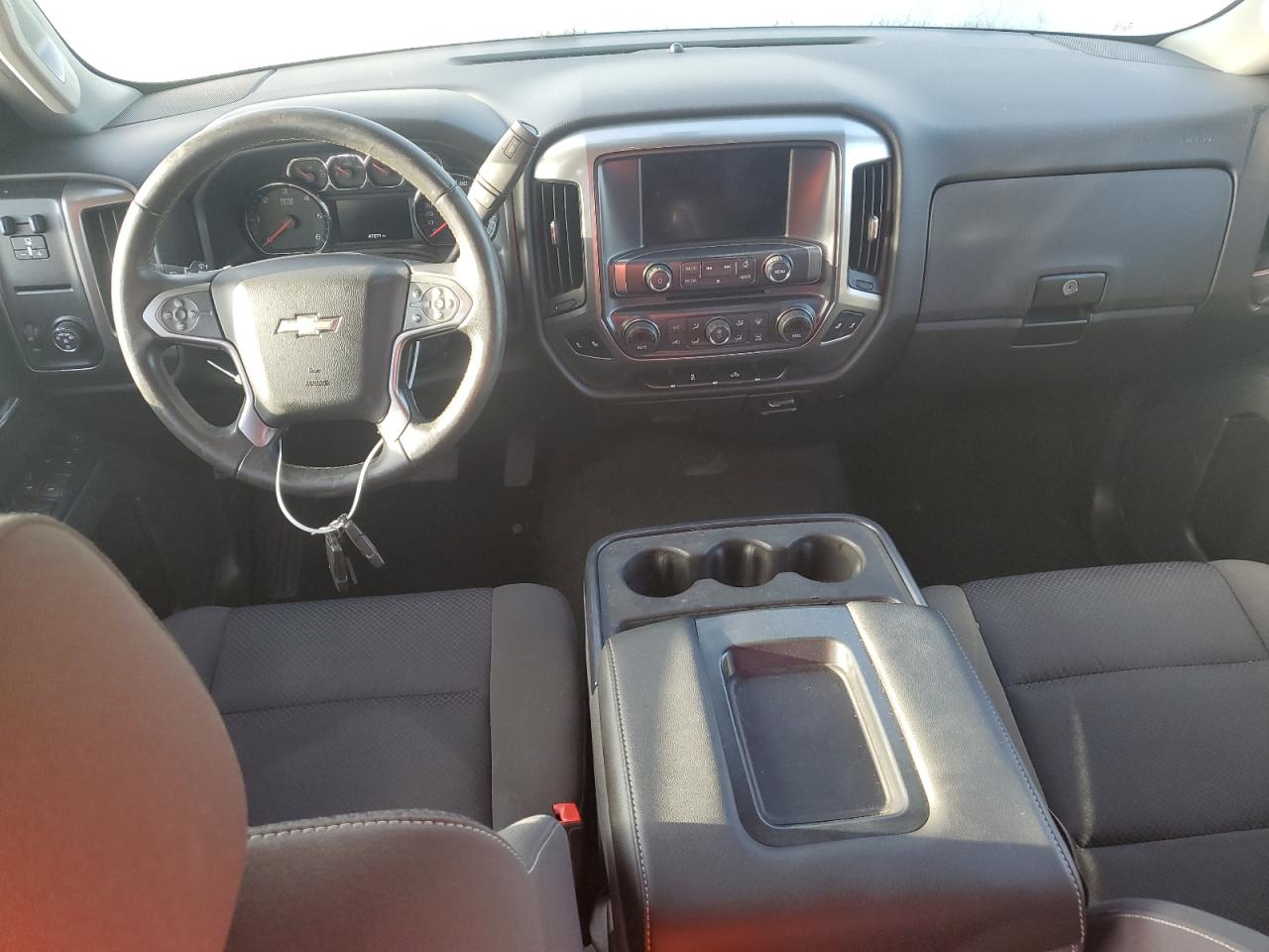 2017 Chevrolet Silverado - Image 8