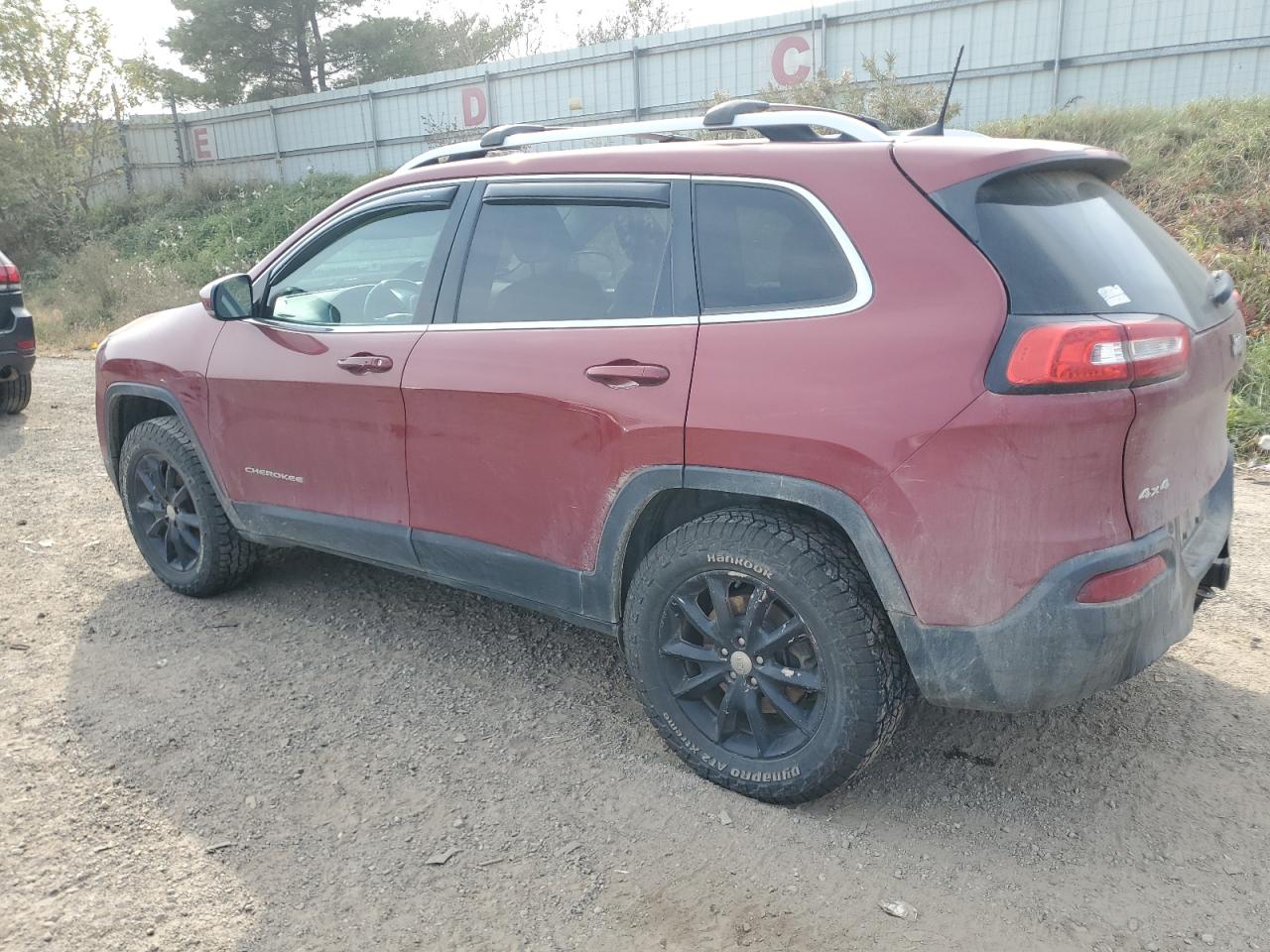 1C4PJMDS3GW340667 2016 JEEP GRAND CHEROKEE - Image 2