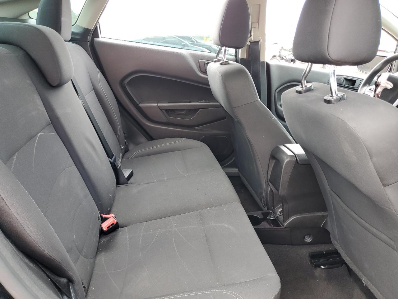 2018 Ford Fiesta - Image 10