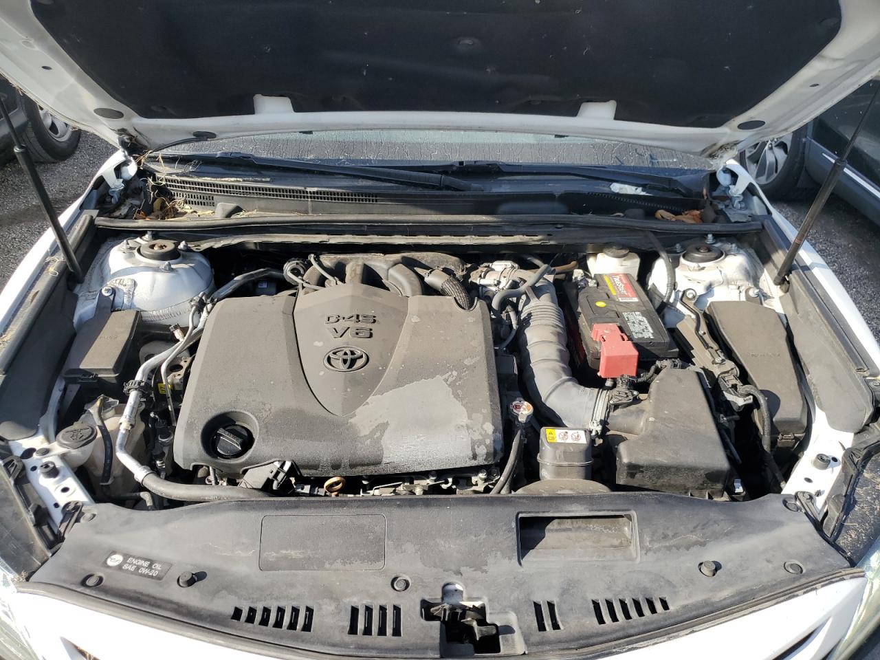 2019 Toyota Camry - Image 11
