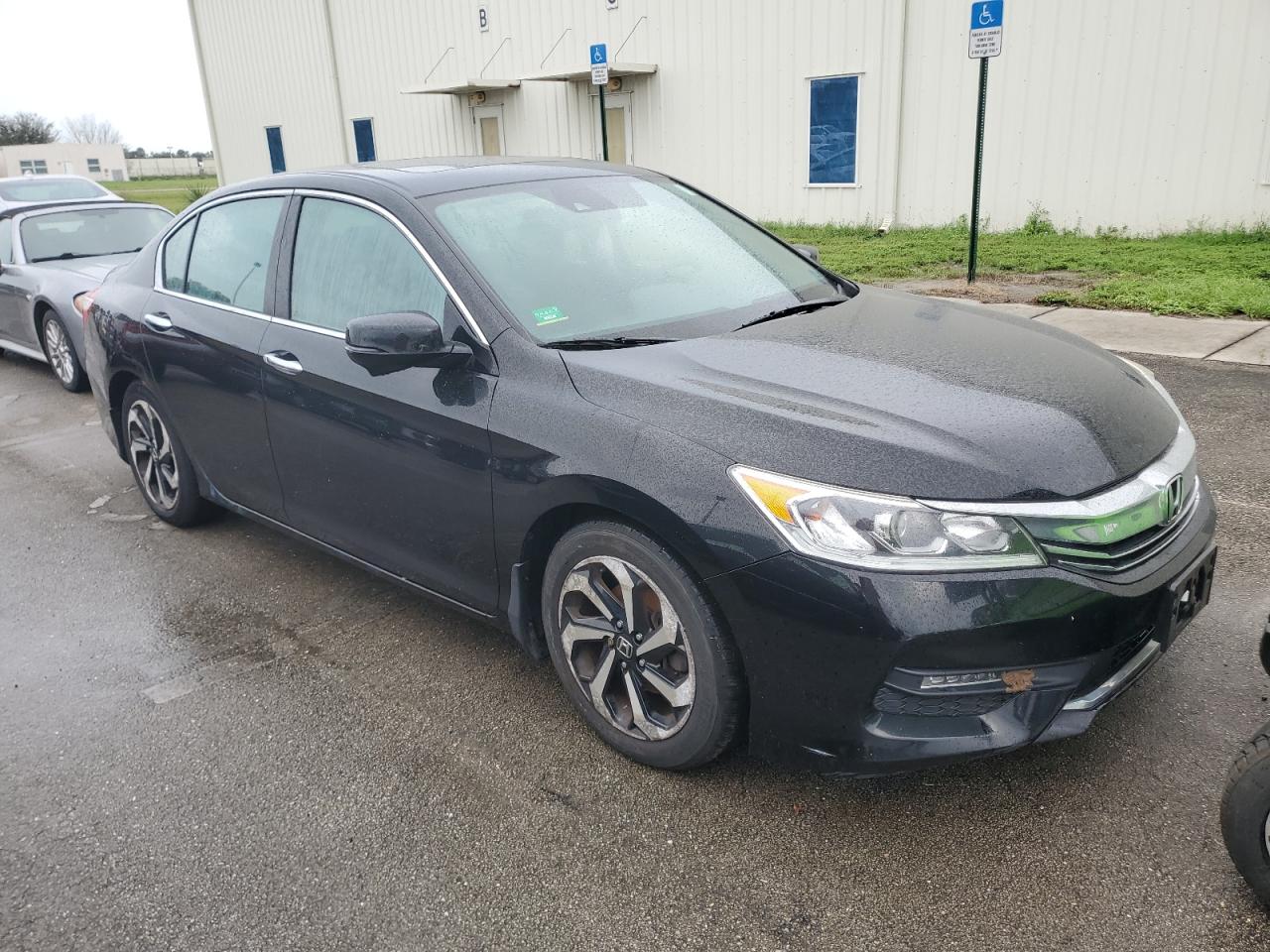 2016 Honda Accord - Image 4