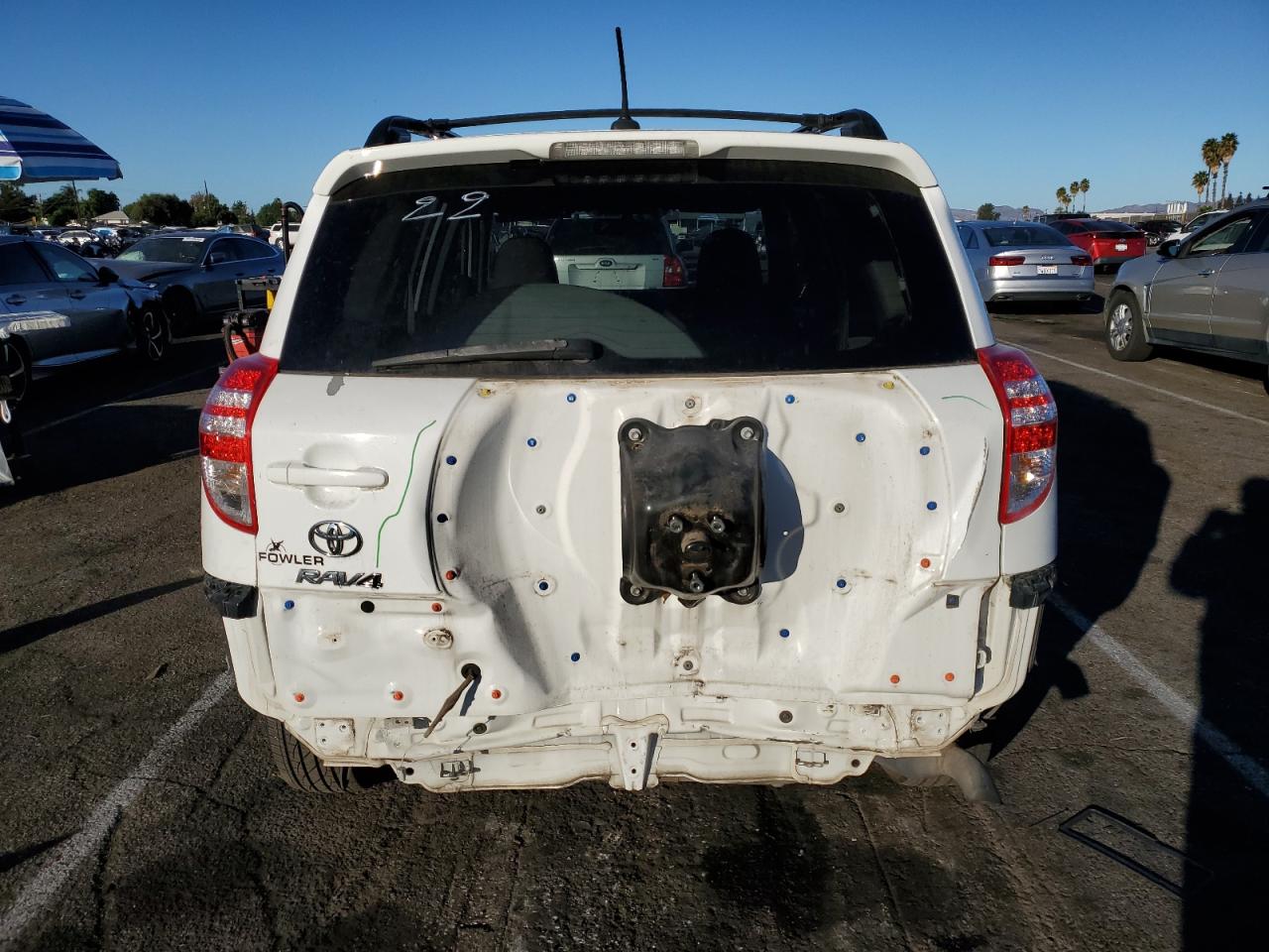 2012 Toyota RAV 4 - Image 6