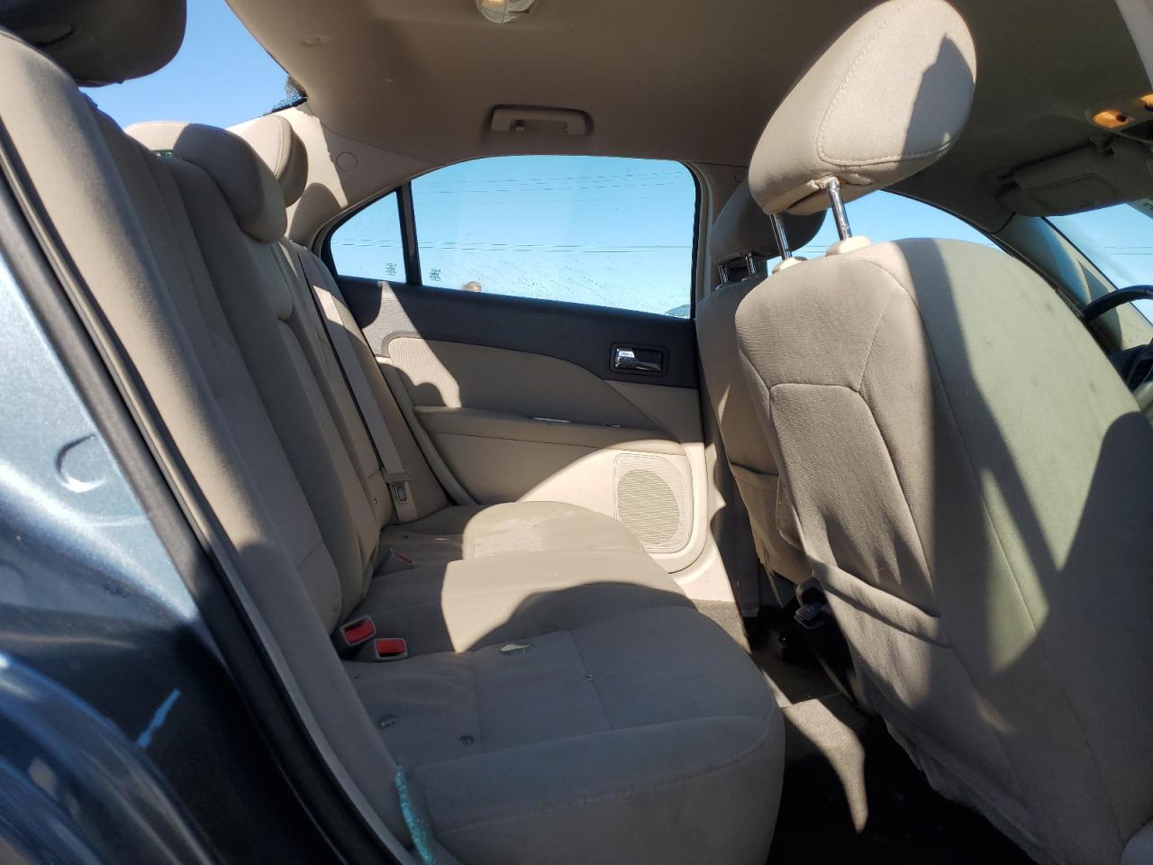 2011 Ford Fusion Hybrid VIN: 3FADP0L37BR282469 Lot: 75014374