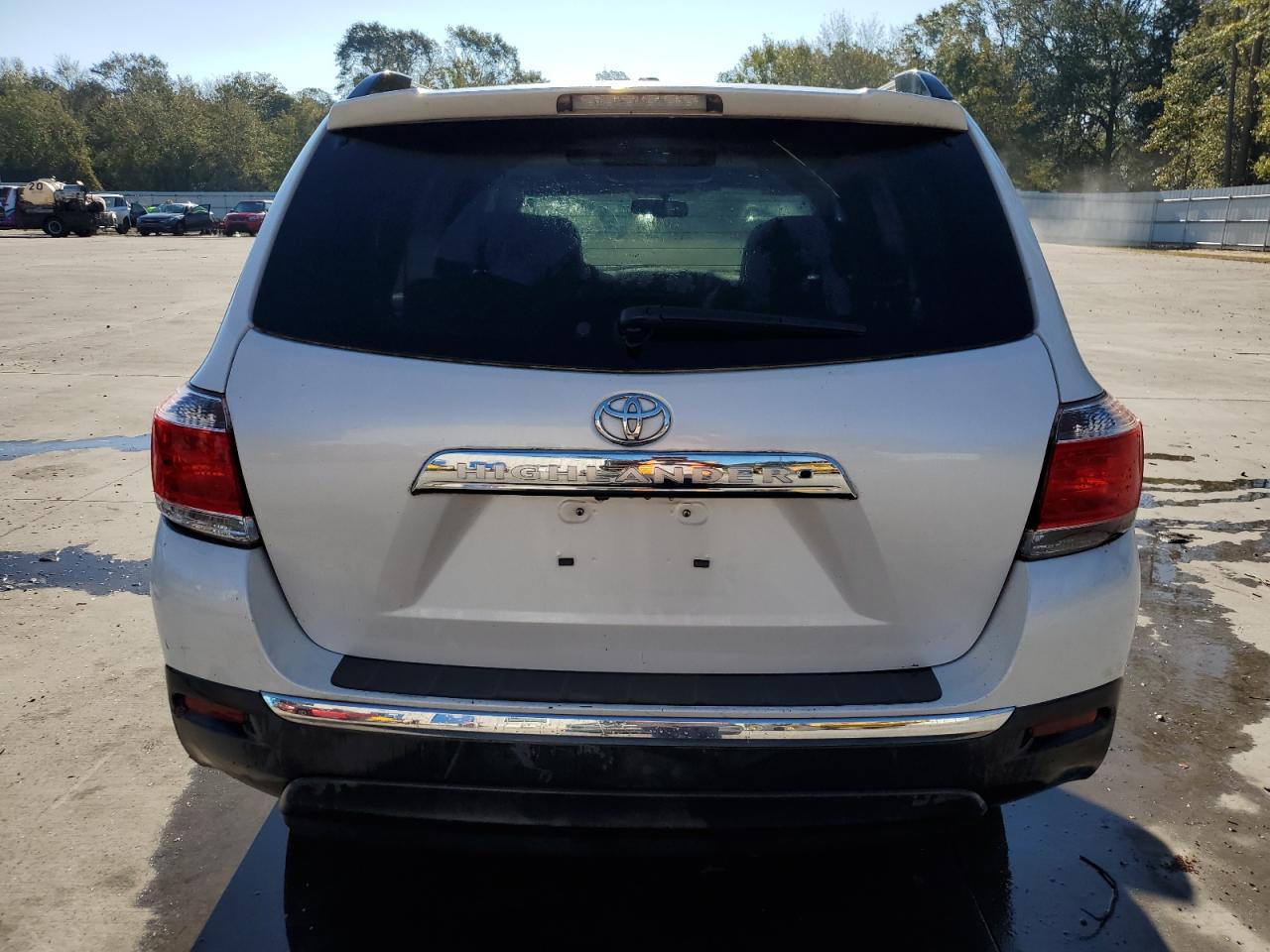 2011 Toyota Highlander - Image 6