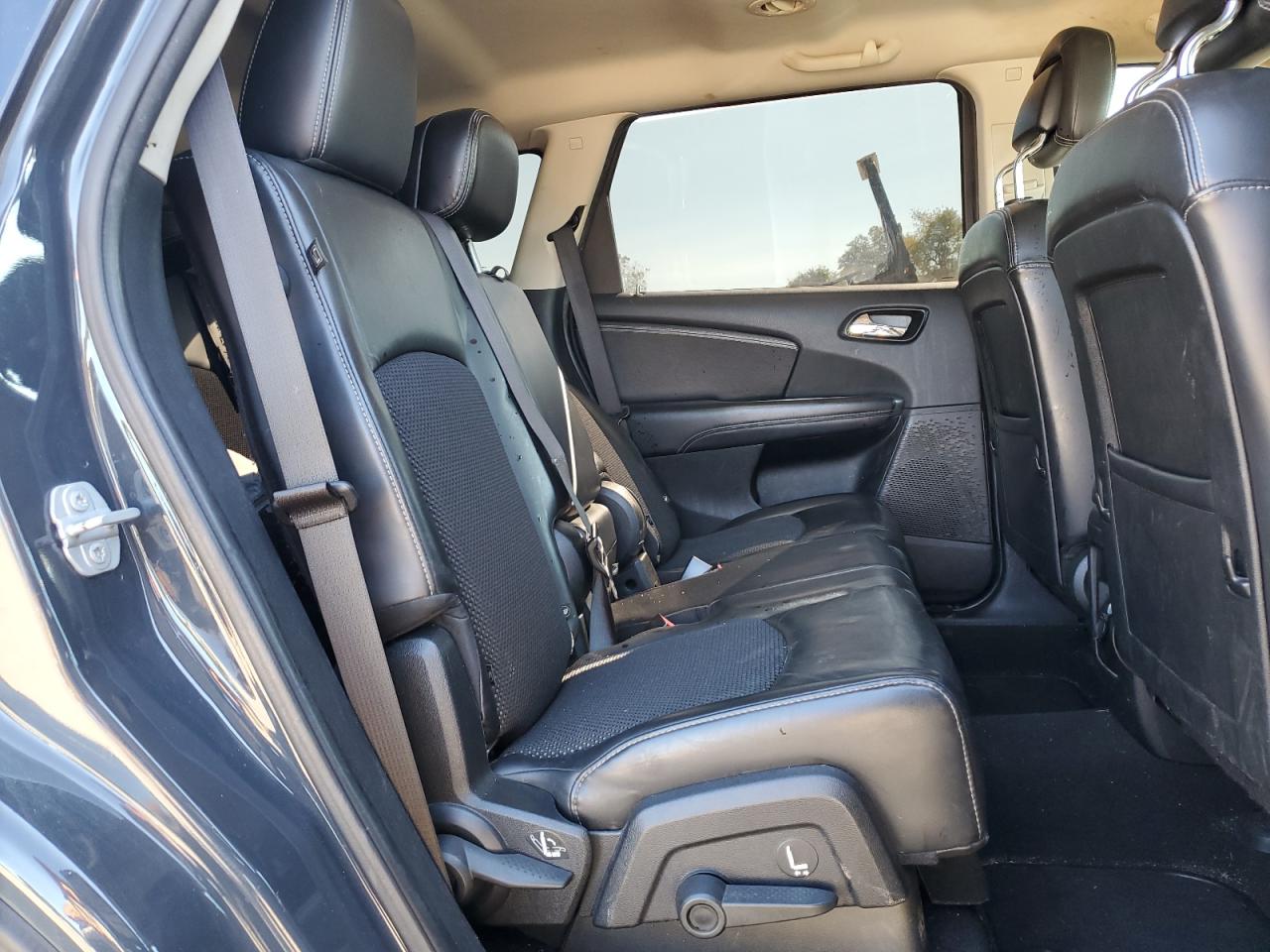 2018 Dodge Journey Crossroad VIN: 3C4PDCGGXJT339635 Lot: 75655034