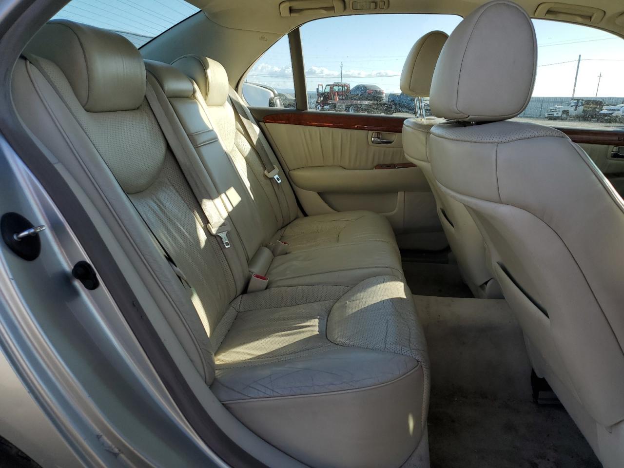 2003 Lexus Ls 430 VIN: JTHBN30F830123662 Lot: 76666154