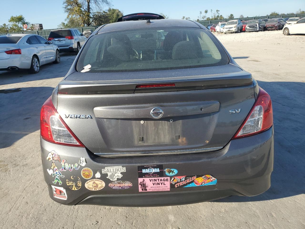 2017 Nissan Versa S VIN: 3N1CN7AP1HL855102 Lot: 74951034