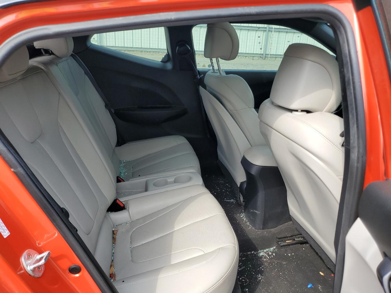 2019 Hyundai Veloster - Image 10