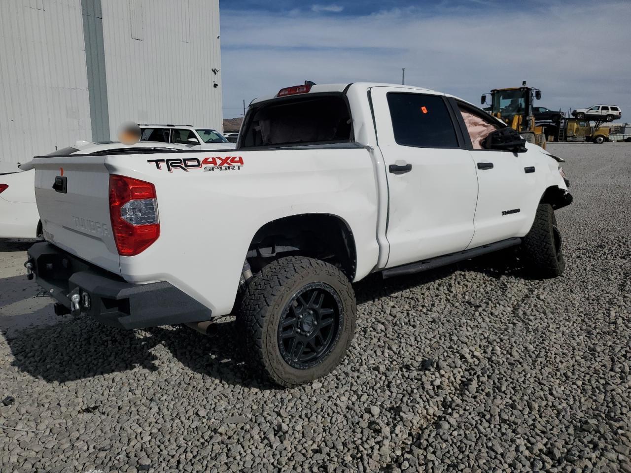 VIN 5TFDY5F14LX880168 2020 TOYOTA TUNDRA no.3