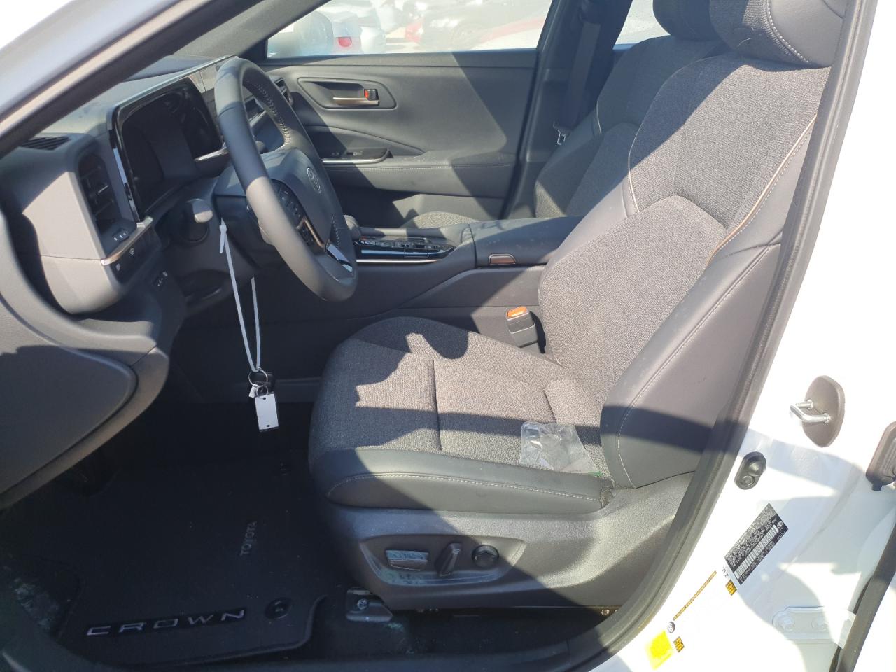 2024 Toyota Crown Xle VIN: JTDAAAAF0R3029584 Lot: 74718964