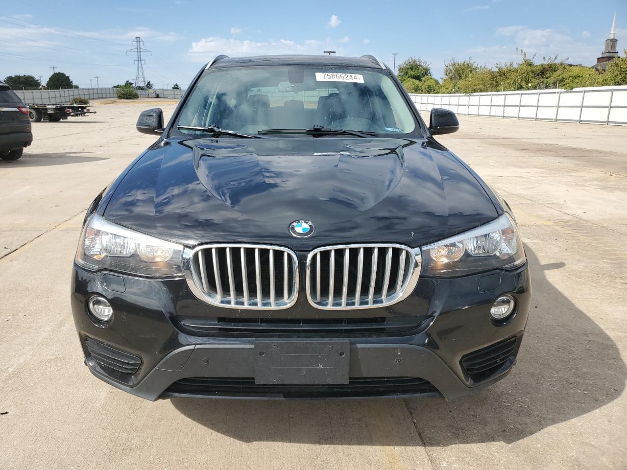 VIN 5UXWX9C39H0T18399 2017 BMW X3 no.5