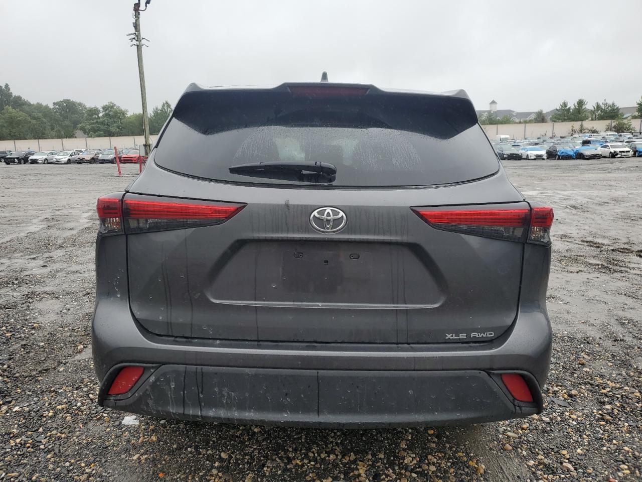 2021 Toyota Highlander Xle VIN: 5TDGZRBH1MS555098 Lot: 73916854