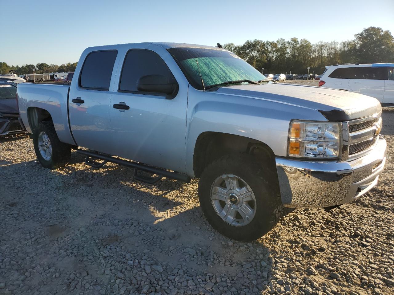 2013 Chevrolet Silverado - Image 4