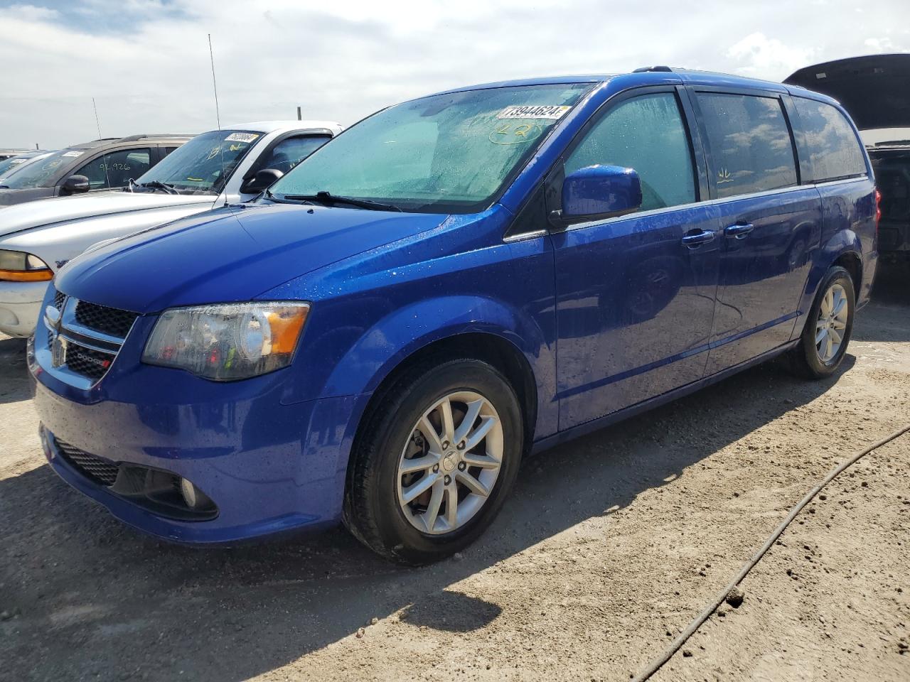 2C4RDGCG0LR194455 2020 Dodge Grand Caravan Sxt