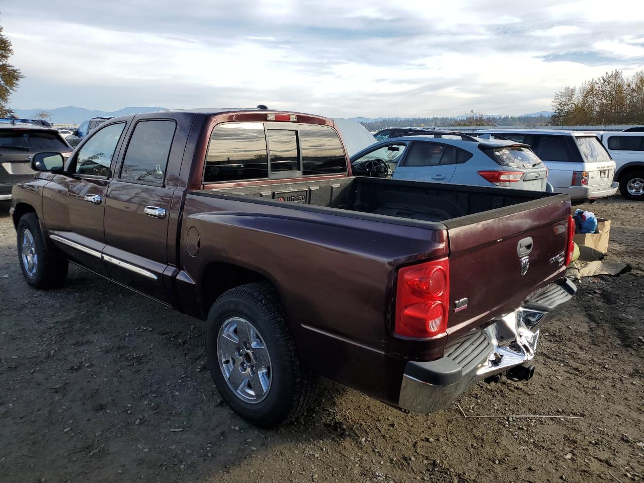 2005 Dodge Dakota Quad Laramie VIN: 1D7HW58NX5S248188 Lot: 75443734