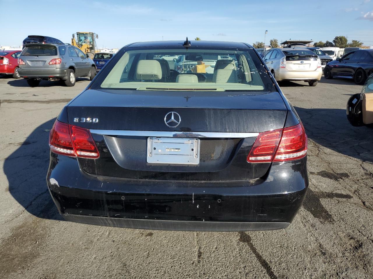 2014 Mercedes-Benz E 350 VIN: WDDHF5KB4EA927474 Lot: 76055744