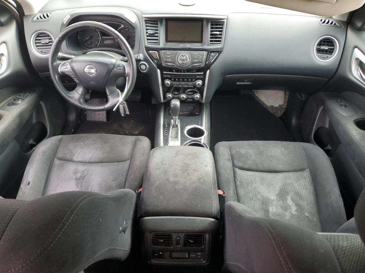 2015 Nissan Pathfinder - Image 8