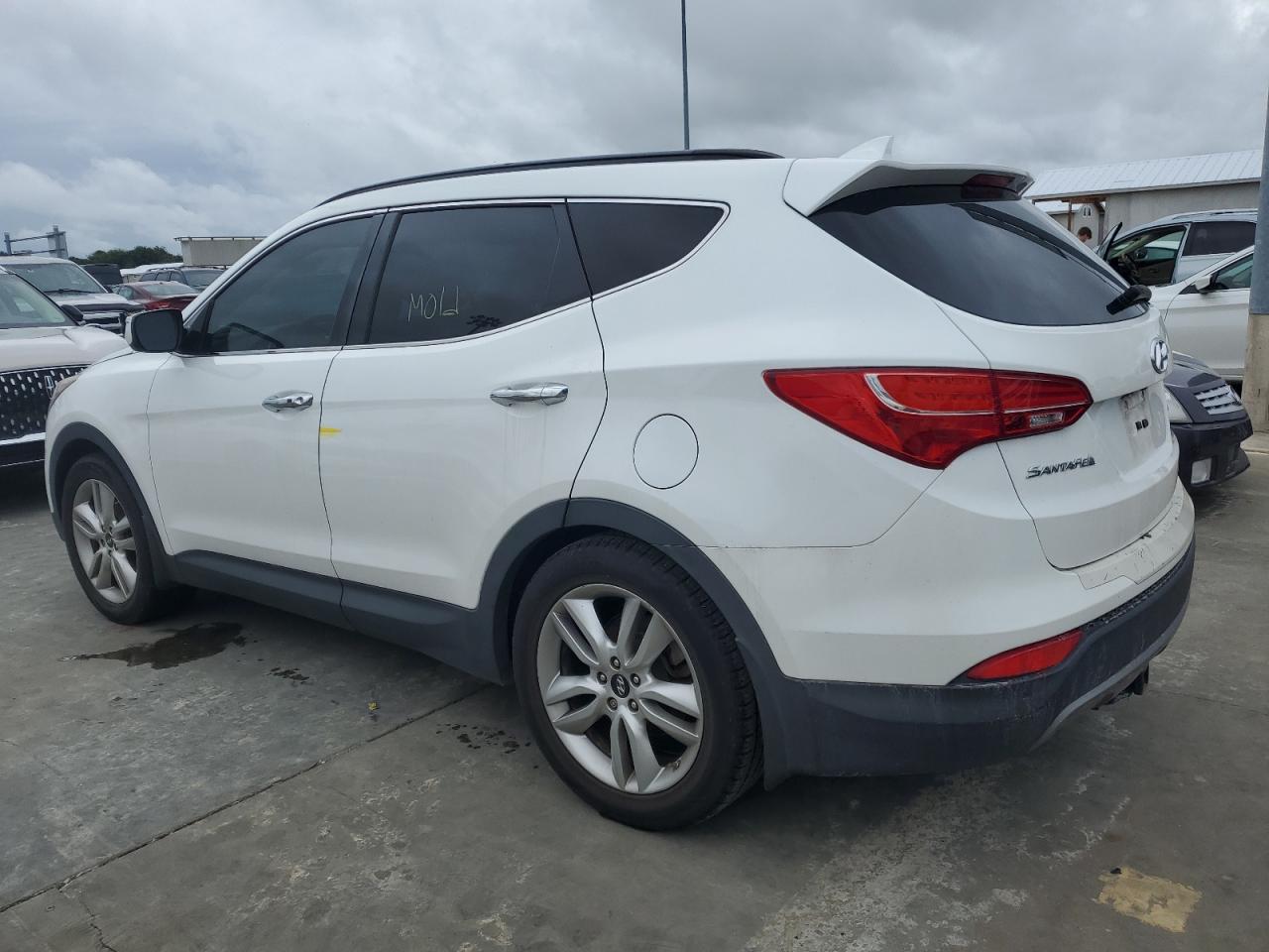 2015 Hyundai Santa Fe - Image 2