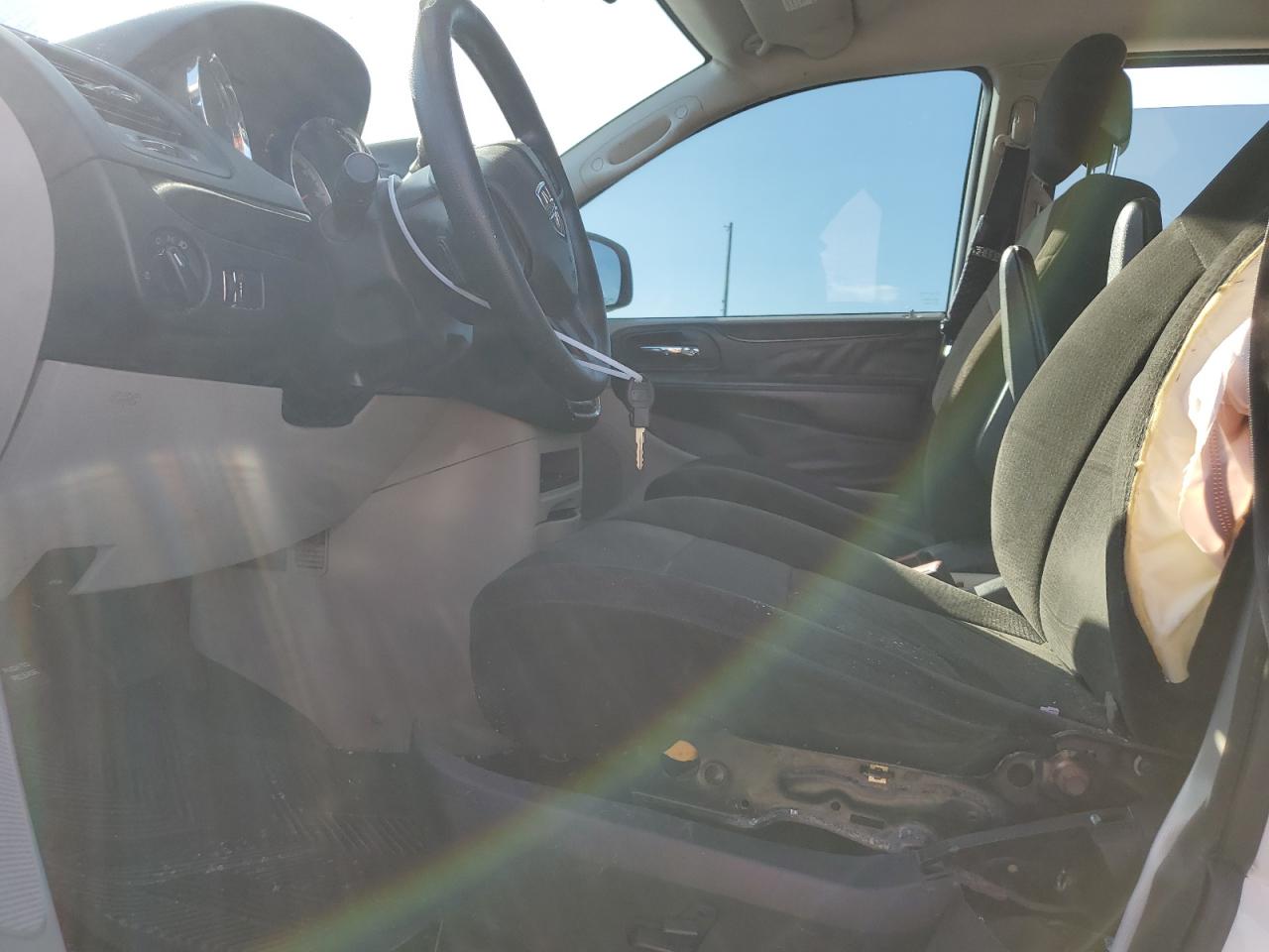 2013 Dodge Caravan - Image 7