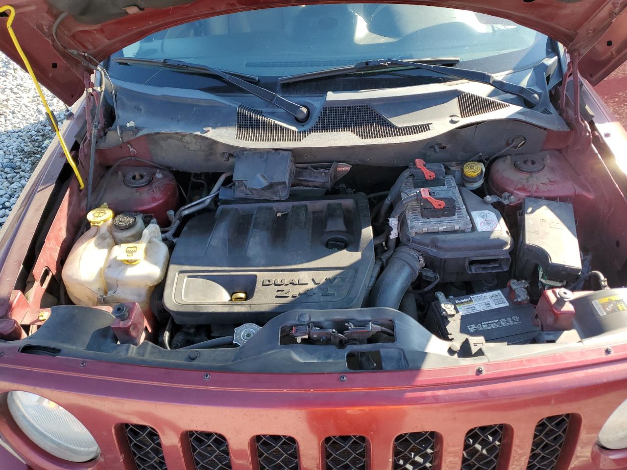 2015 Jeep Liberty (Patriot) - Image 14