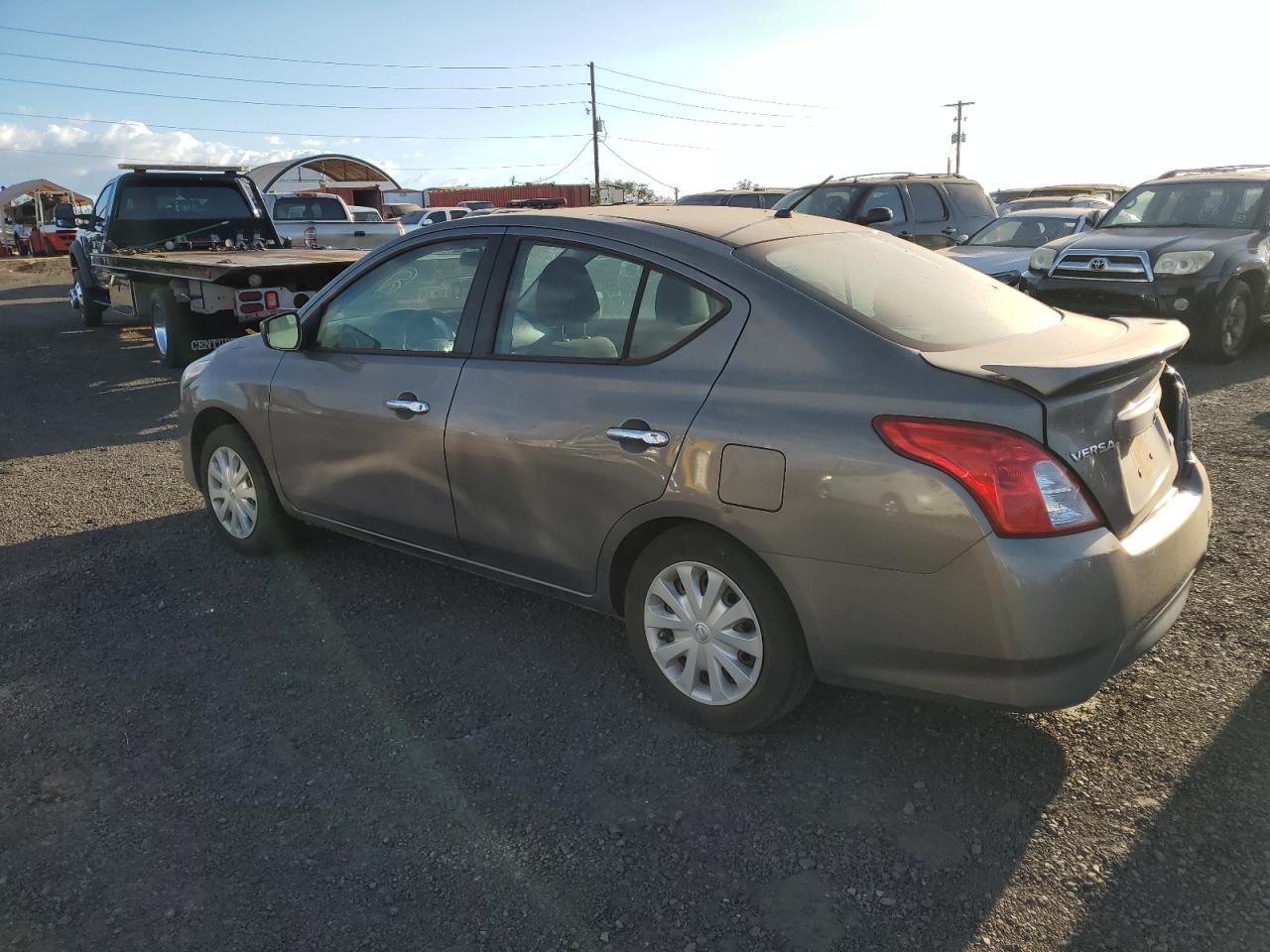 2016 Nissan Versa - Image 2