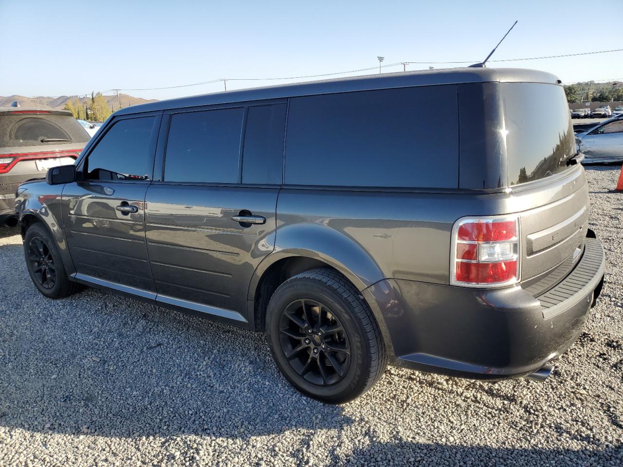 2019 Ford Flex - Image 2
