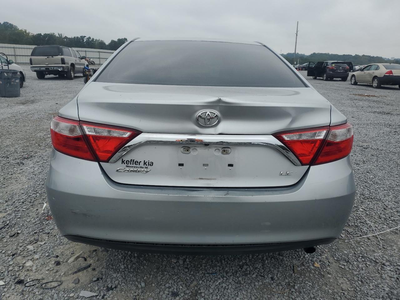 2016 Toyota Camry Le VIN: 4T1BF1FK5GU194044 Lot: 73553624