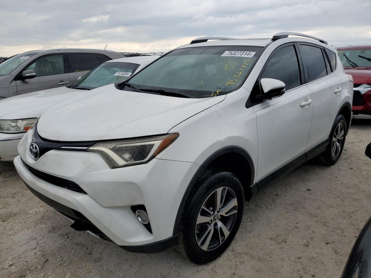 VIN JTMWFREV3GJ077760 2016 TOYOTA RAV4 no.1