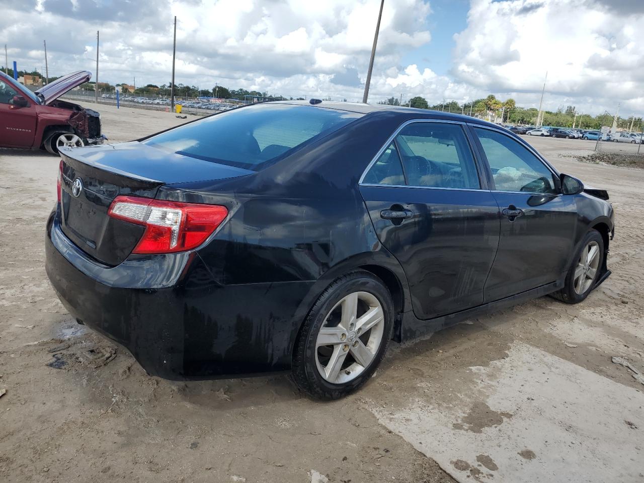 2014 Toyota Camry L VIN: 4T1BF1FKXEU344999 Lot: 77543844