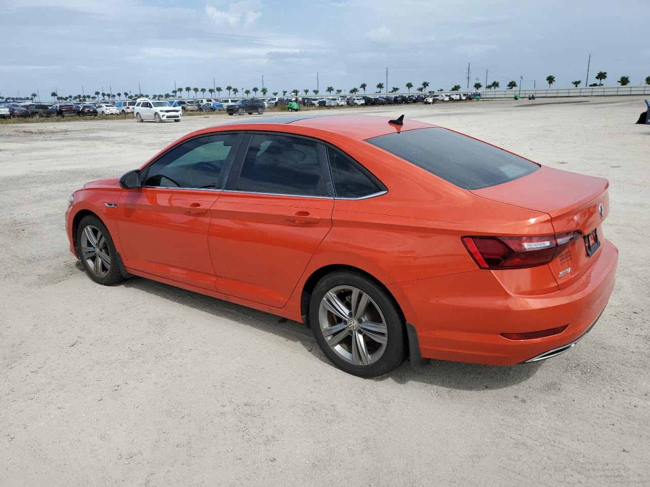 2020 Volkswagen Jetta - Image 2