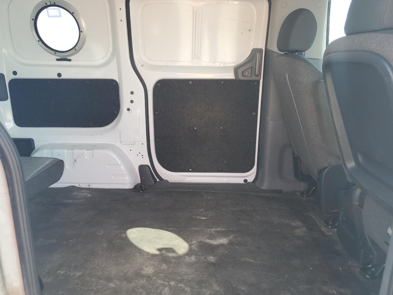 3N6CM0KN4HK695045 2017 Nissan Nv200 2.5S