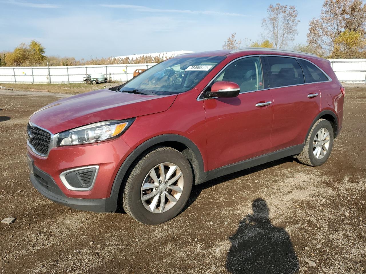 VIN 5XYPG4A38HG255737 2017 KIA SORENTO no.1