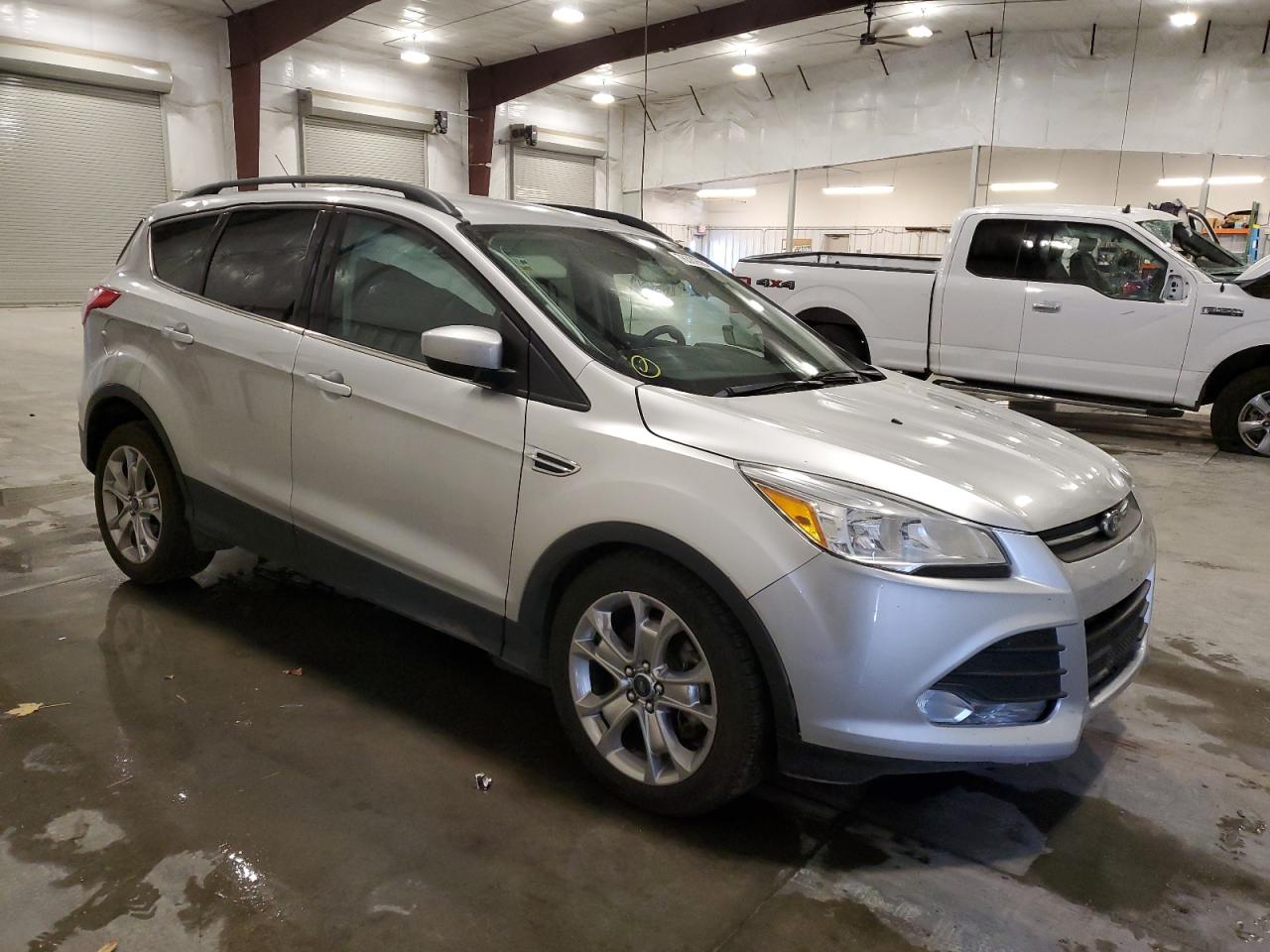 VIN 1FMCU9G94GUB15550 2016 FORD ESCAPE no.4