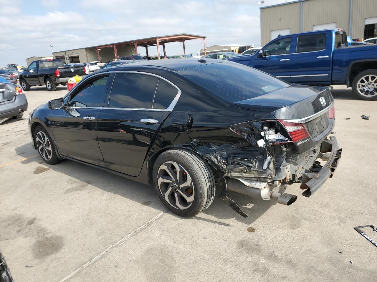 VIN 1HGCR3F84GA034675 2016 HONDA ACCORD no.2