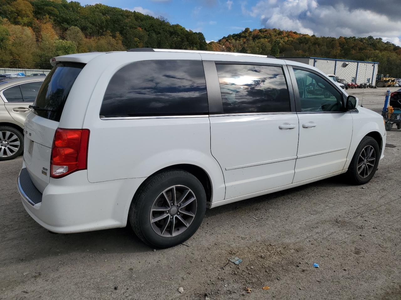 2017 Dodge Grand Caravan Sxt VIN: 2C4RDGCG0HR786378 Lot: 76363894