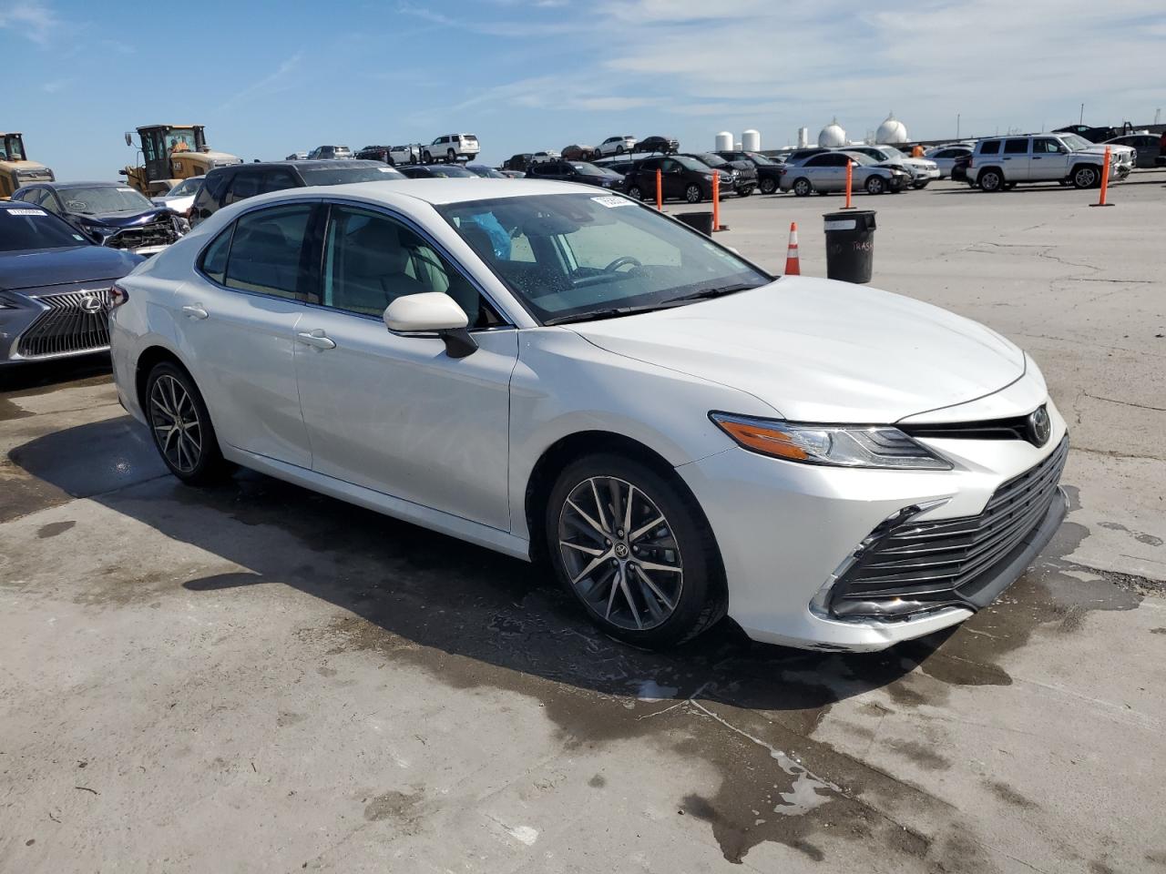 2021 Toyota Camry - Image 4