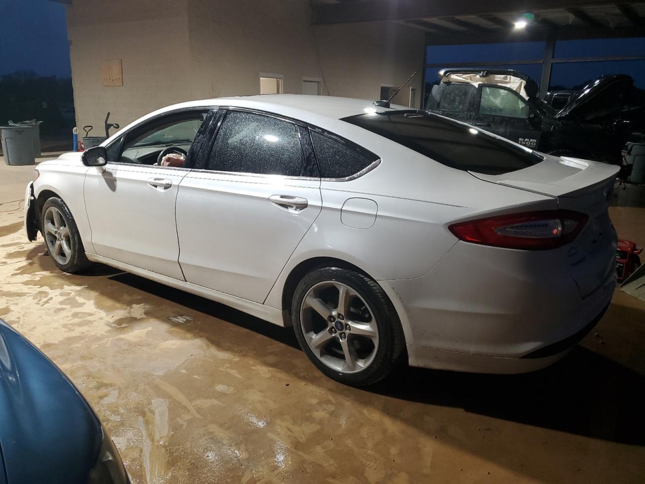 2014 Ford Fusion - Image 2