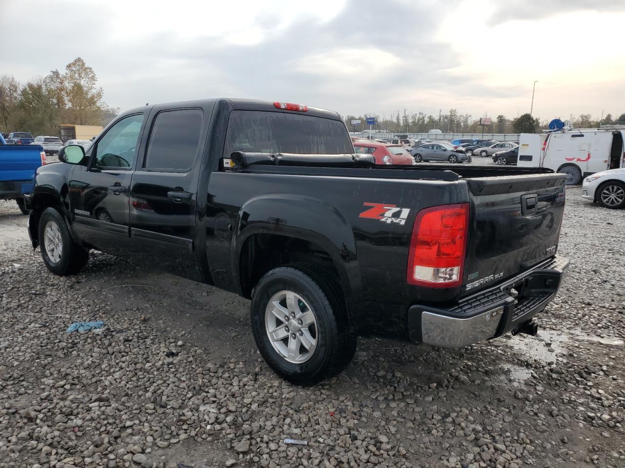 2012 GMC Sierra - Image 2