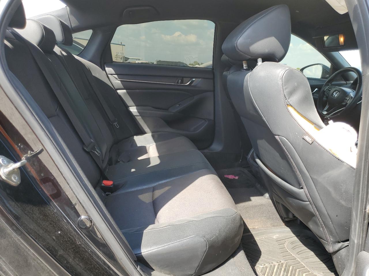 2018 Honda Accord - Image 10