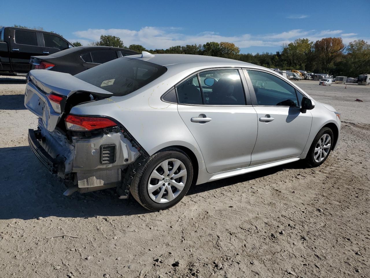 2022 Toyota Corolla - Image 3