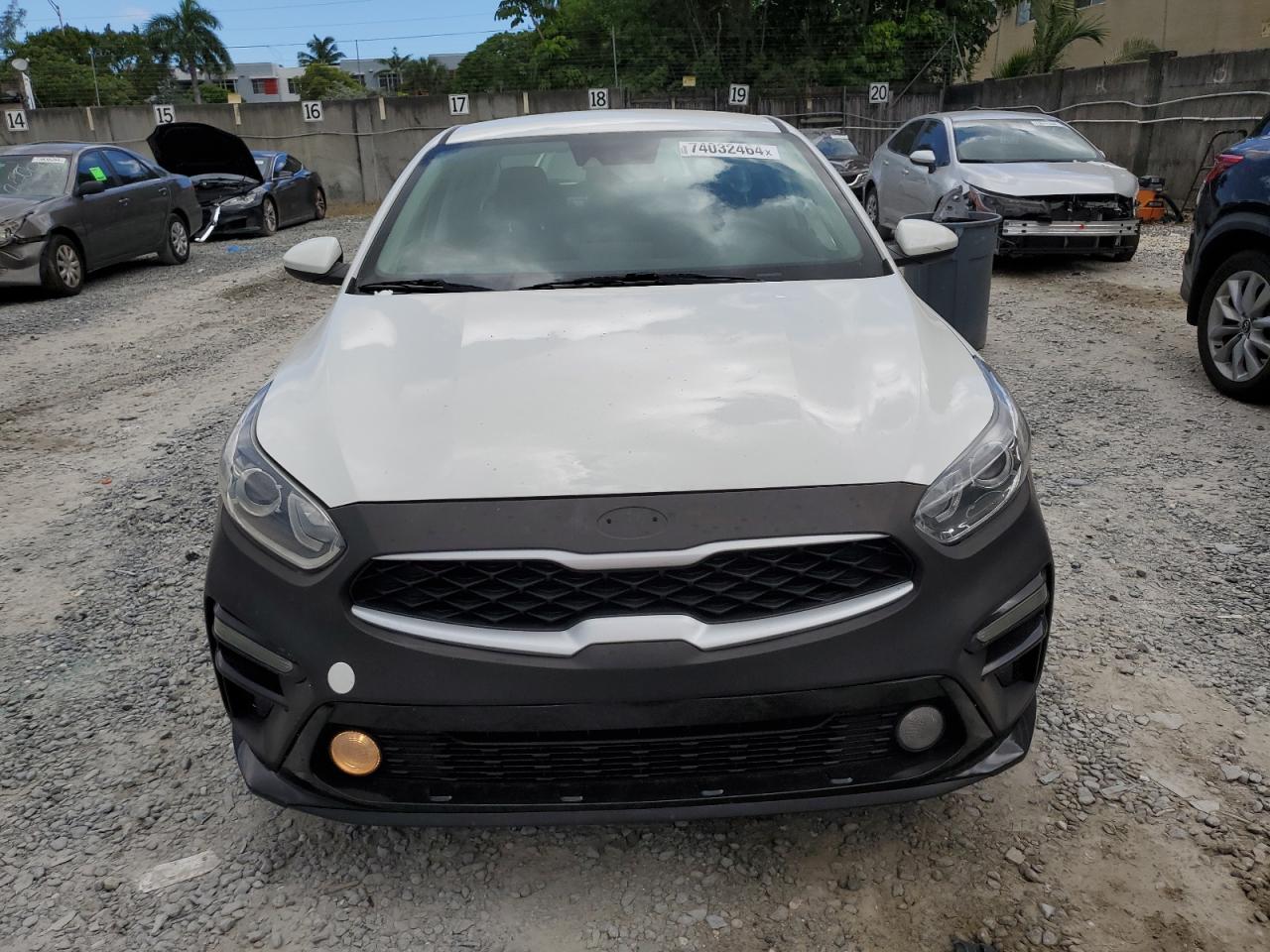 2019 Kia Forte - Image 5