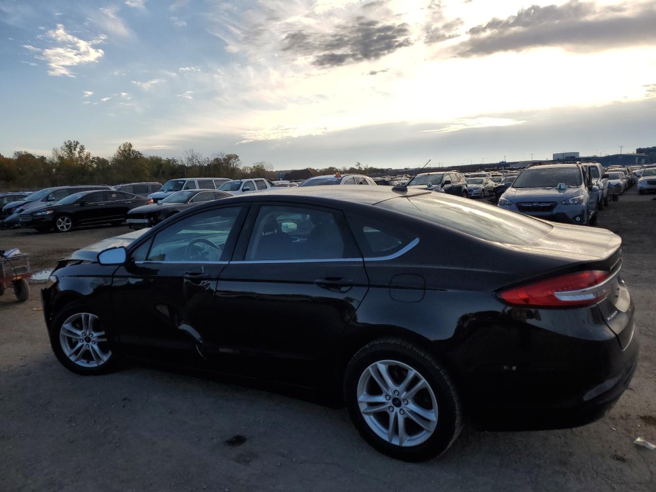 2018 Ford Fusion - Image 2